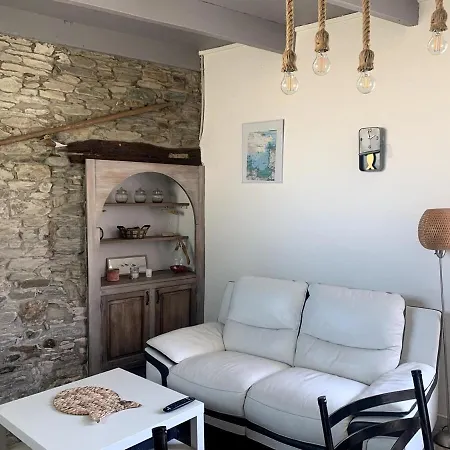 Maison De Pecheur A Locquirec, A 600m