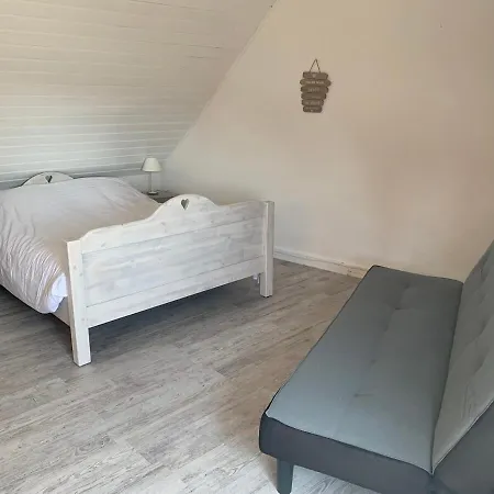 Maison De Pecheur A Locquirec, A 600m 로키레크